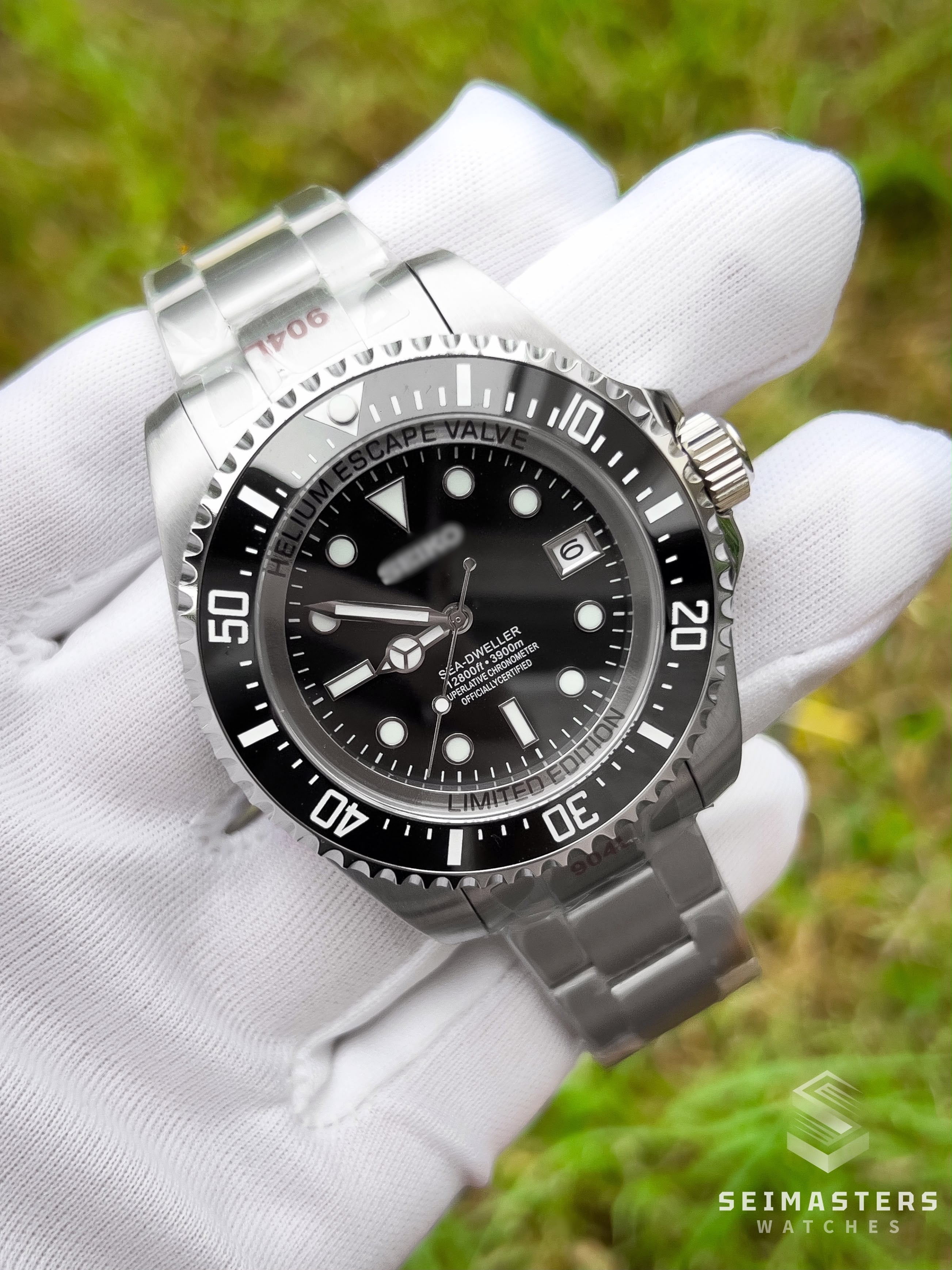 SEA-DWELLER MOD Black 44MM